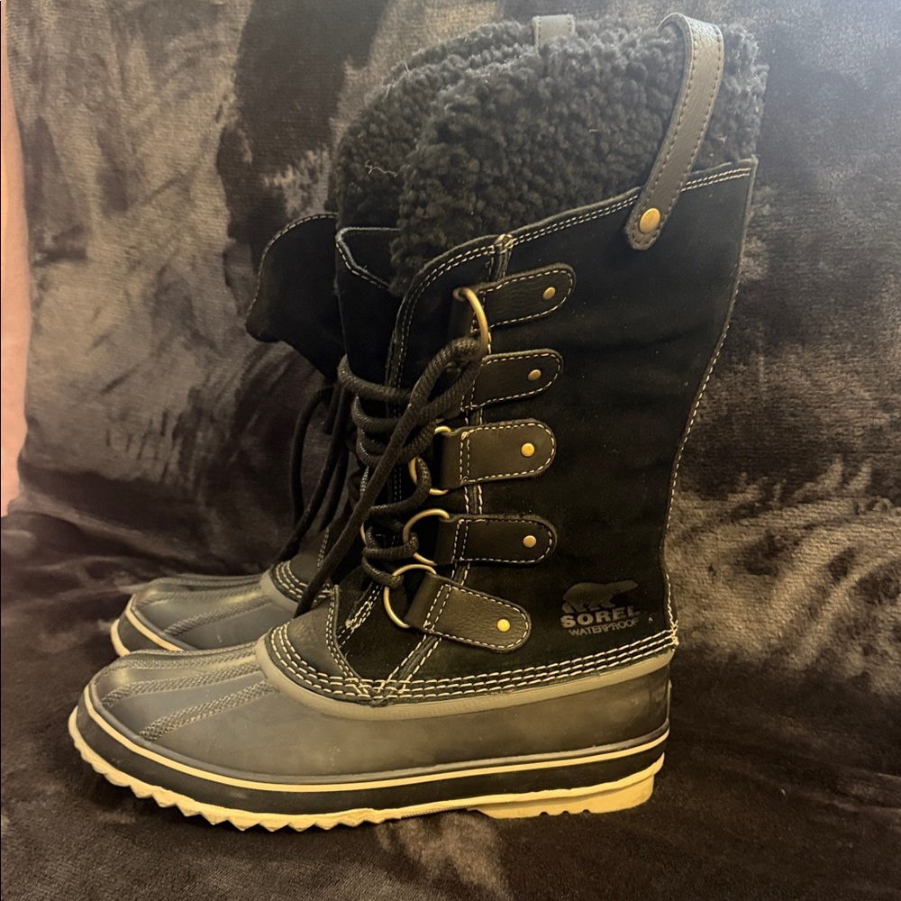 Sorel Black Shearling-Trim Lace-Up Winter Boots